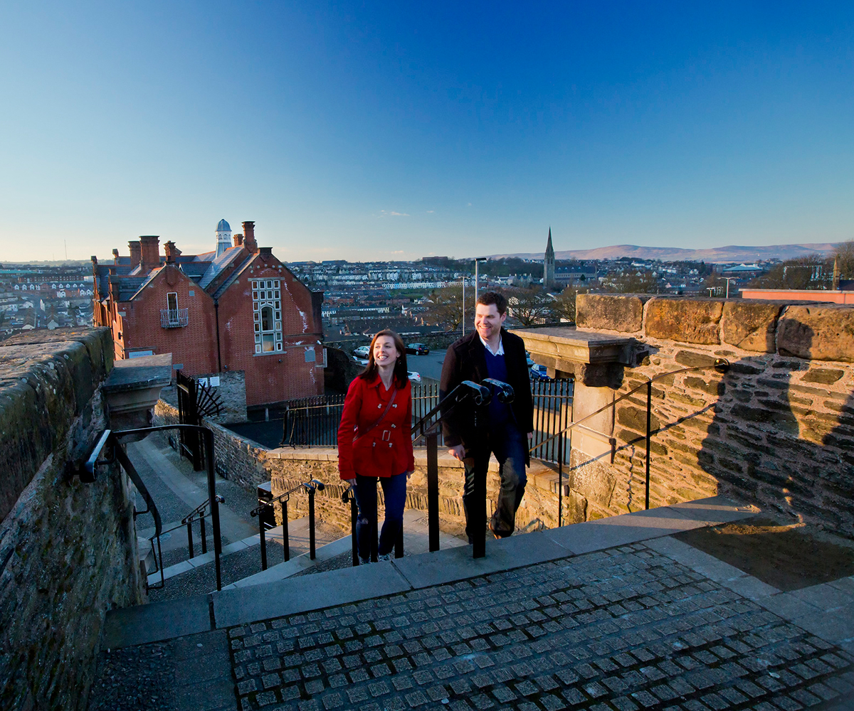 Ireland Derry Londonderry Walled City Couple